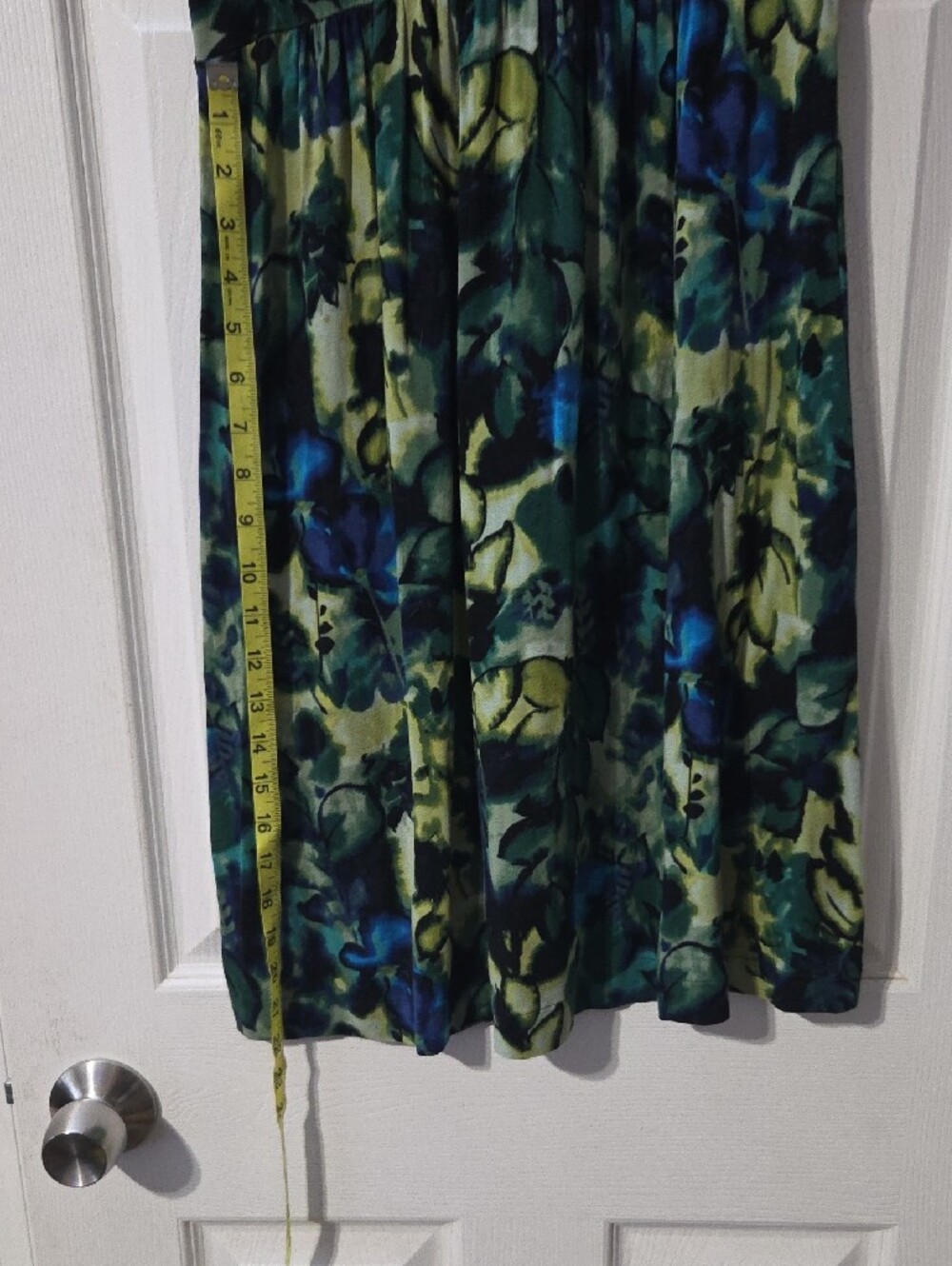 a.n.a Green & Blue Floral V-Neck Dress - Picture 8 of 10
